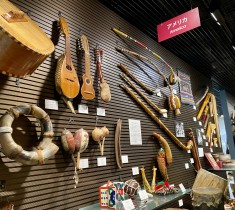 楽器を通して時間や地域を越えた旅に出る〜武蔵野音楽大学楽器ミュージアムの楽器コレクション